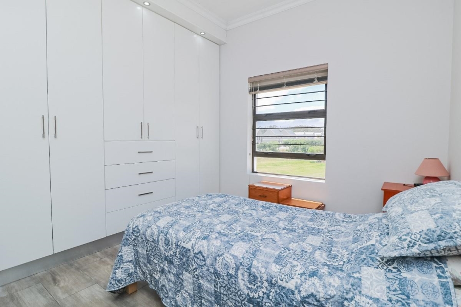 To Let 4 Bedroom Property for Rent in Admirals Park Western Cape